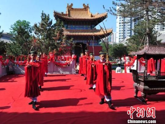 中国现存三皇家孔庙之一承德热河文庙办祭孔大典
