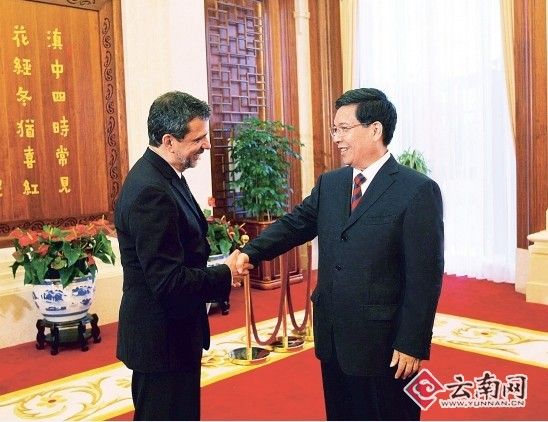 推进务实合作云南与微软（中国）有限公司签署合作备忘录