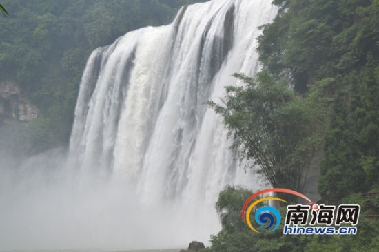 琼海推介团参观黄果树瀑布体验生态旅游产品