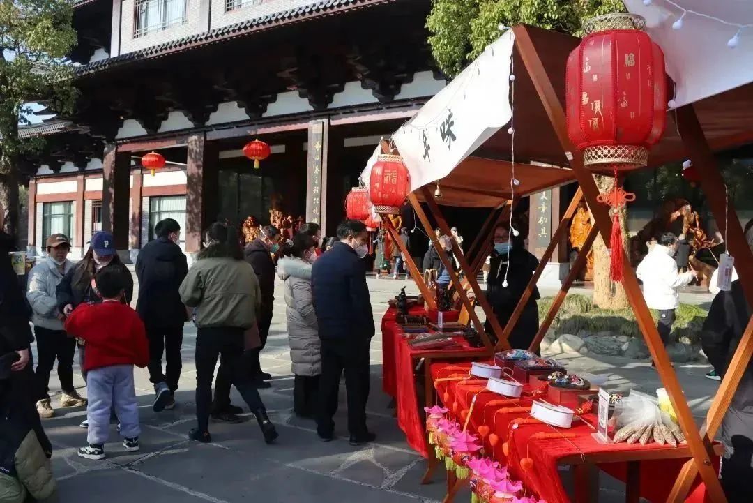 正月初四¦人气持续升温中，“根宫国潮年”爆火！