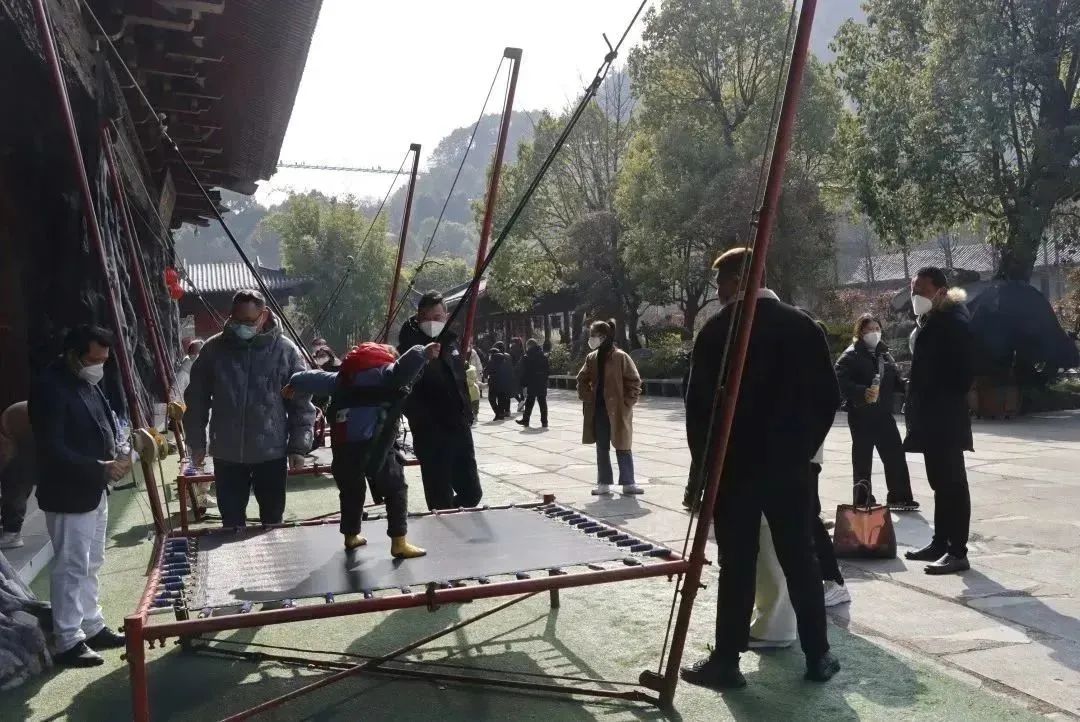 正月初四¦人气持续升温中，“根宫国潮年”爆火！