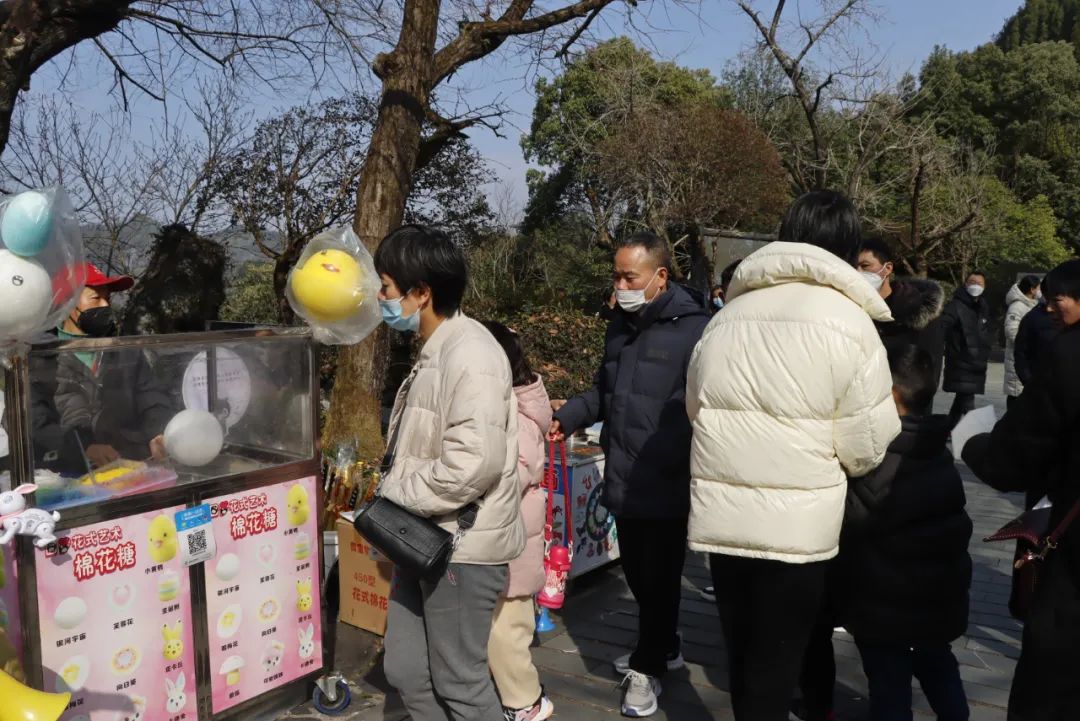 正月初四¦人气持续升温中，“根宫国潮年”爆火！