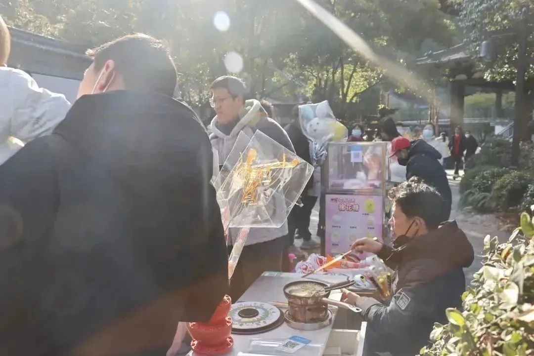 正月初四¦人气持续升温中，“根宫国潮年”爆火！